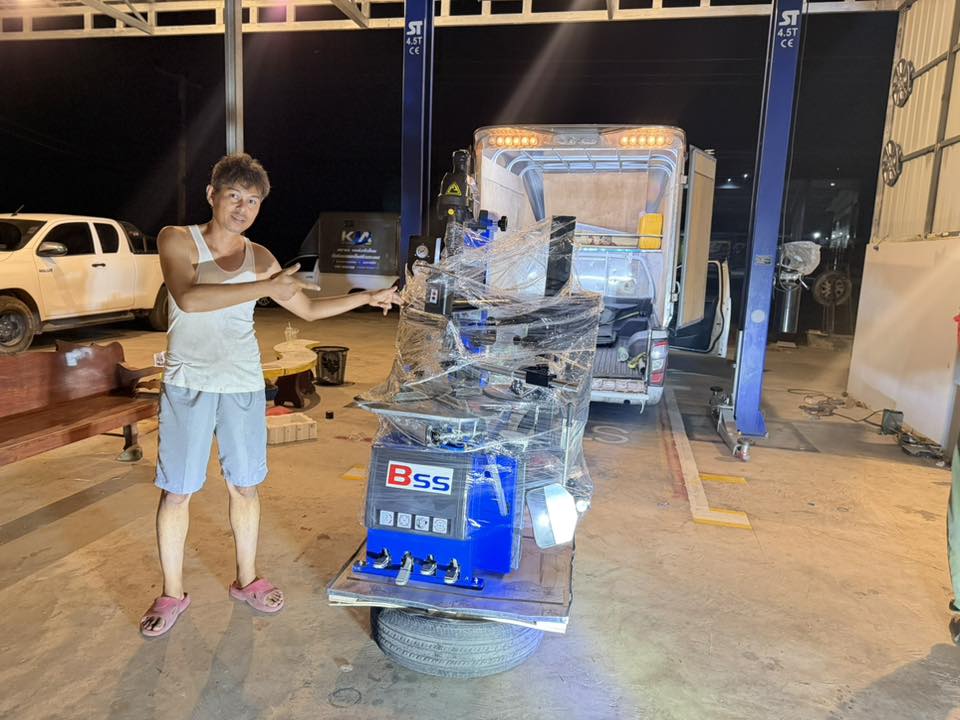 บริการขนส่ง / เครื่องถอดงัดยาง