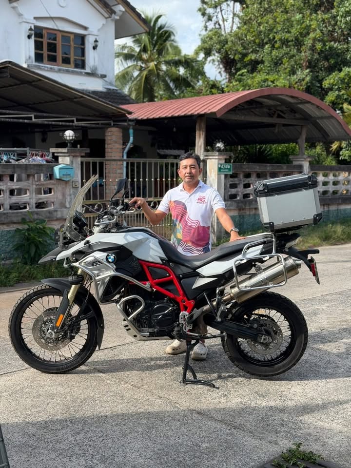 บริการขน มอเตอร์ไซค์ BMW F800